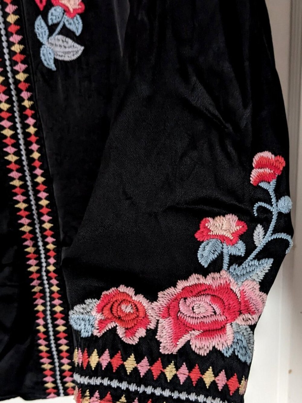 Johnny Was Tura Embroidered Blouse Black Red Pink Size M - Picture 5 of 9